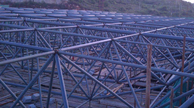 奉化概述网架加工中对钢材的质量的过细恳求